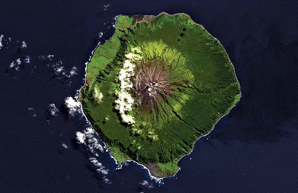 3. Tristan da Cunha Adası