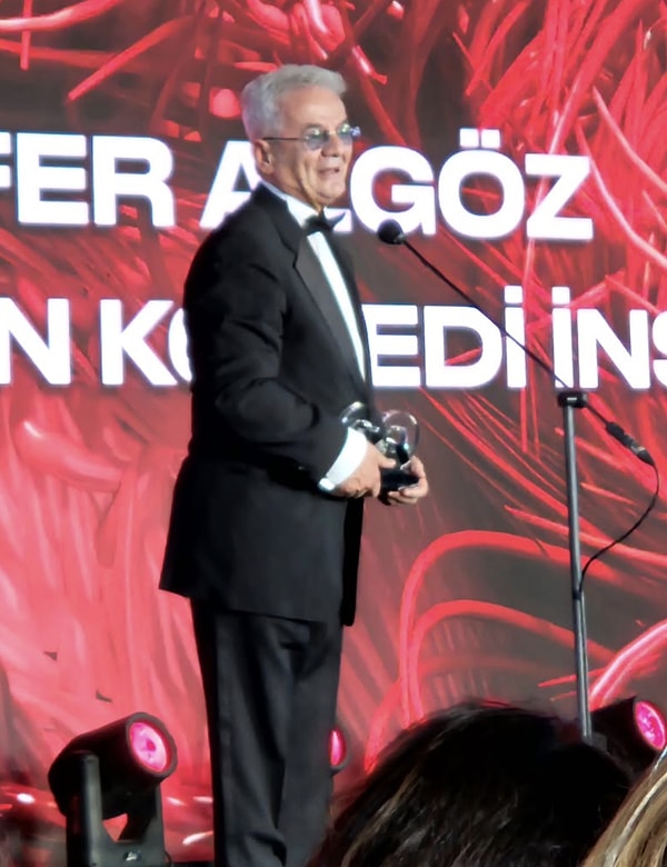 Zafer Algöz: