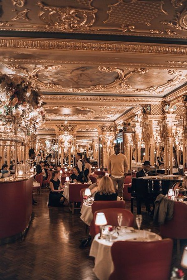 4. Hotel Café Royal, Londra