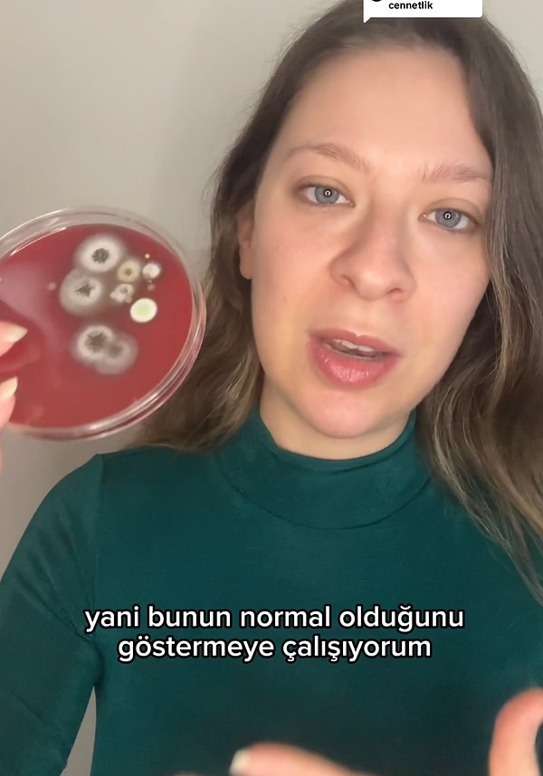 Bir gün kullandığı havlu ile çamaşır makinesinde yıkanan havluyu kıyaslamıştı.