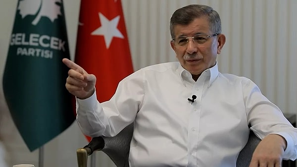 Gelecek Partisi Genel Başkanı Ahmet Davutoğlu, Twitch yayıncısı Jahrein'e hakaret davası açtı.