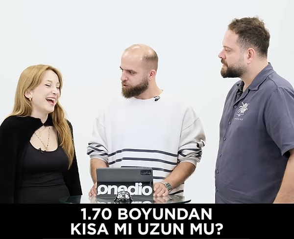 Onedio video ekibi bu kez Oğuzhan Koç, Yalın, Ceza, Oğuzhan Uğur ve Okan Bayülgen gibi ünlü isimlerin boylarını tahmin etmeye çalıştı.