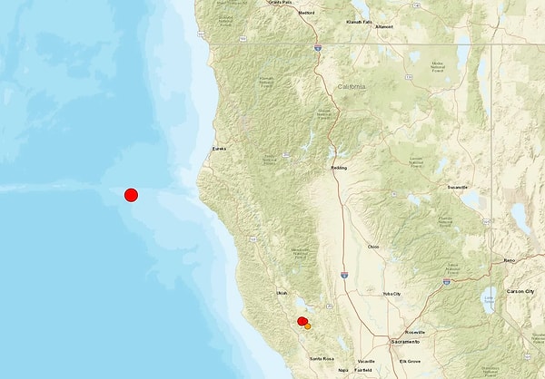 Yaşanan depremle ilgili henüz hasar San Francisco ve depremin en çok hissedildiği bölgelerden Eureka'daki durumu değerlendiren yetkililer, şu ana dek herhangi bir can kaybı ya da hasar bilgisi bildirilmediğini belirtti. Ayrıca verilen tsunami uyarısı da iptal edili. yapılmadı.