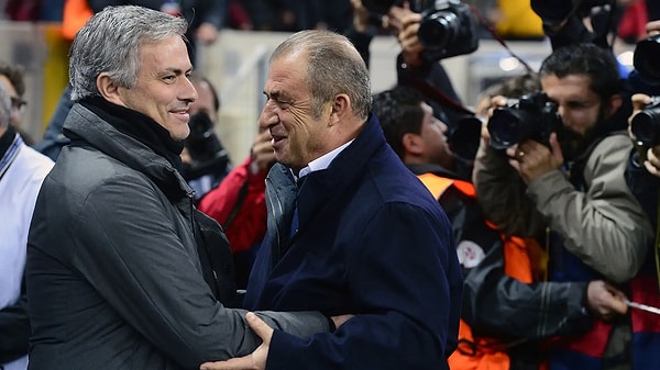 Konuşmasının devamında Fatih Terim'i çok sevdiğini söyleyen Mourinho, İstanbul'a adım attığı andan beri Terim'le bir kez bile konuşmadıklarını söyledi ve bu konuyla ilgili düşüncelerini şu şekilde aktardı👇