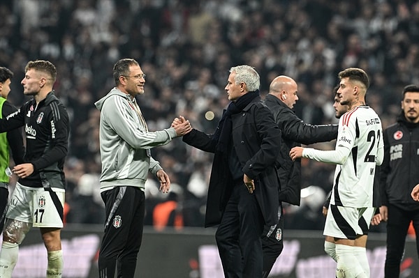 Jose Mourinho, "Bence bugün rakibimiz çok mutludur diye düşünüyorum, lotoyu kazandılar." dedi.