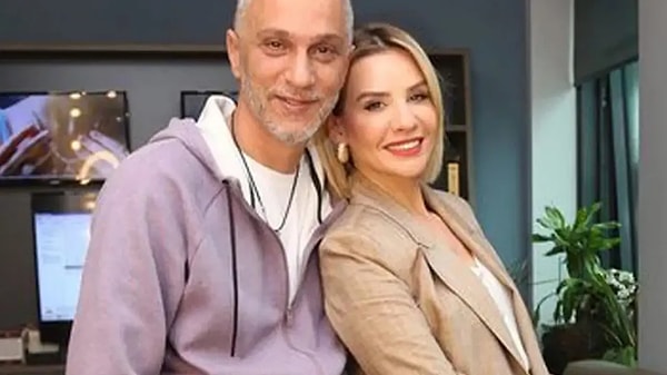 Ali Özbir (57) - Esra Erol (40)