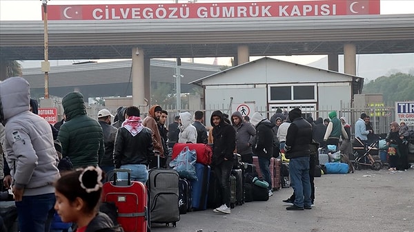 Sözcü’den Müslüm Evci’nin haberine göre, Konya’da Atatürk Ortaokulu Müdürü Mehmet Binbir de Suriye vatandaşlarının geri dönüşü ile ilgili skandal bir paylaşım yaptı.