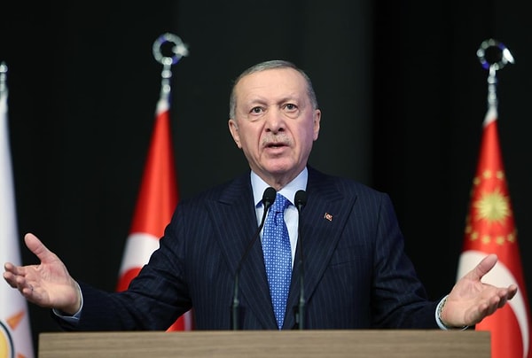 Cumhurbaşkanı ve AK Parti Genel Başkanı Recep Tayyip Erdoğan, partisinin Genişletilmiş İl Başkanları Toplantısı'nda Suriye’de yaşanan olaylar hakkında açıklamalarda bulundu.