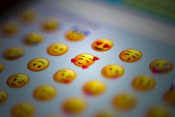 Every day, more than 10 billion emojis are sent worldwide. The researchers found that women use these emojis more frequently with their friends and family than men do.