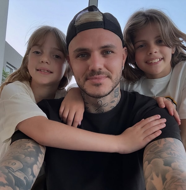 Icardi, çalkantılı bir hayat sürdüğünü iddia ettiği Wanda Nara’ya karşı kızları hamle yaptı. Francesca ve Isabella’nın velayetini almak için soluğu İstanbul Aile Mahkemesi’nde alan Icardi çocuklarını, L-Gante'yle alem yapan Wanda'ya bırakmak istemiyor.