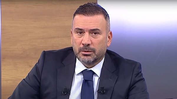 Beyaz Futbol programının sunucusu Ertem Şener, Osimhen transferinin bittiğini iddia etti.