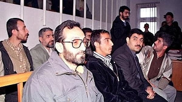 Yakın tarihin en kanlı örgütlerinden Hizbullah, 1990’lı yıllardaki vahşi cinayetleriyle herkese korku salmıştı.