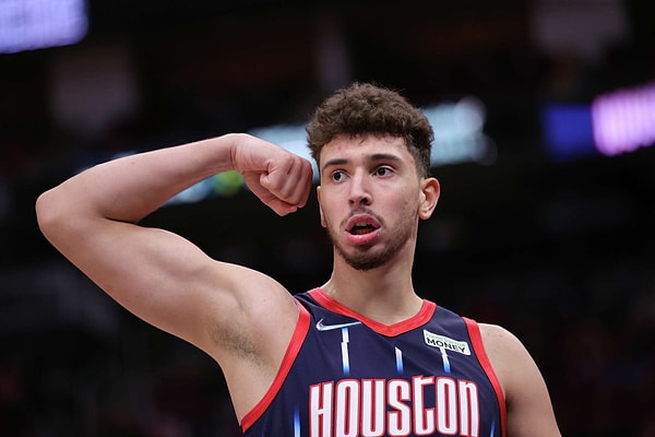 Geçen sezon All-Star karmasına yaklaşan ancak yeterli oy alamayan Alperen Şengün bu yıl Houston Rockets’ın yükselişiyle birlikte daha güçlü bir pozisyonda.