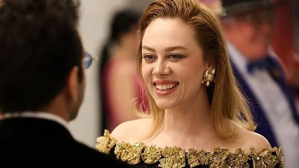 Demet Evgar