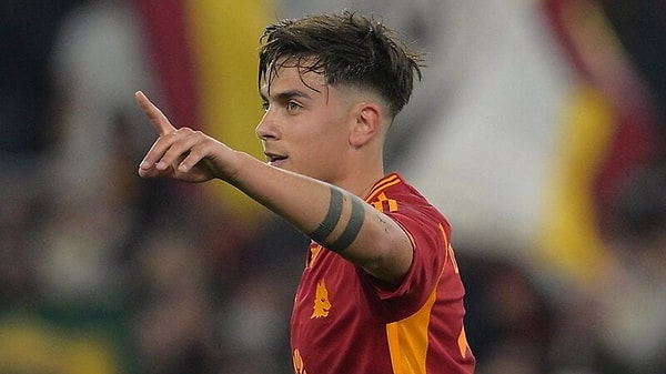 La gazzetta dello Sport'ta yer alan haberde Fenerbahçe'nin de Dybala için devreye girdiği iddia edildi.