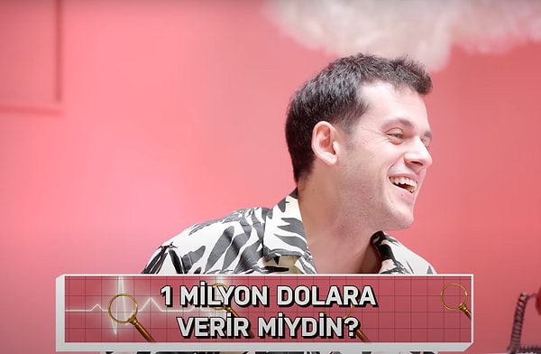 Başta Reynmen'e "1 milyon dolara verir misin?" sorusunu yönelten Işıtmak ardından tutarı az buluyor ve sıkı bir pazarlığın ardından soruyu değiştiriyor.