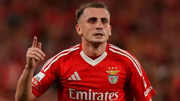 Benfica, Estoril'i 3-0 yendiği maçla birlikte liderliğe yükseldi. Önümüzdeki hafta Sporting ile kritik bir maça çıkacak olan Benfica'da Kerem rüzgarı esiyor.