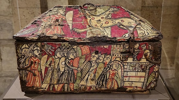 A decorated box from 793!