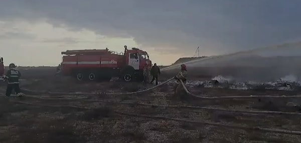 Kazakistan Acil Durumlar Bakanlığı'na ait 52 personel ve 11 ünite ekipman olay yerine sevk edildi.