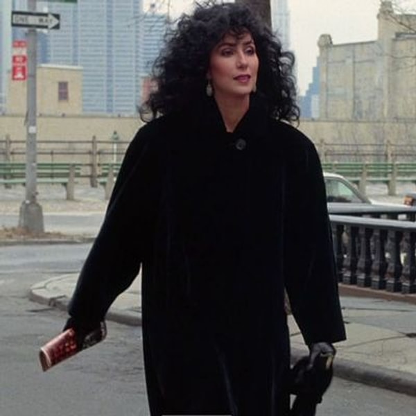 6. Moonstruck (1987)