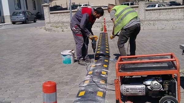 Trafik güvenliği için son derece faydalı olan kasislerin sayısı da yeni yapılanlarla birlikte artmaya devam ediyor.