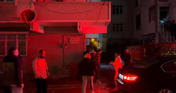 Kocaeli’nin Darıca ilçesindeki  Osmangazi Mahallesi’nde 2 ayrı binada doğalgaz patlaması yaşandı.