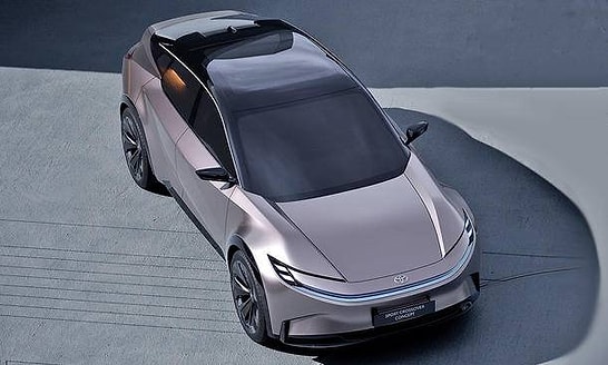 Toyota Fiyat Listesi Ocak 2025! Toyota Corolla, Yaris Cross, Camry, CH-R, RAV4 ve Hilux Güncel Fiyatları