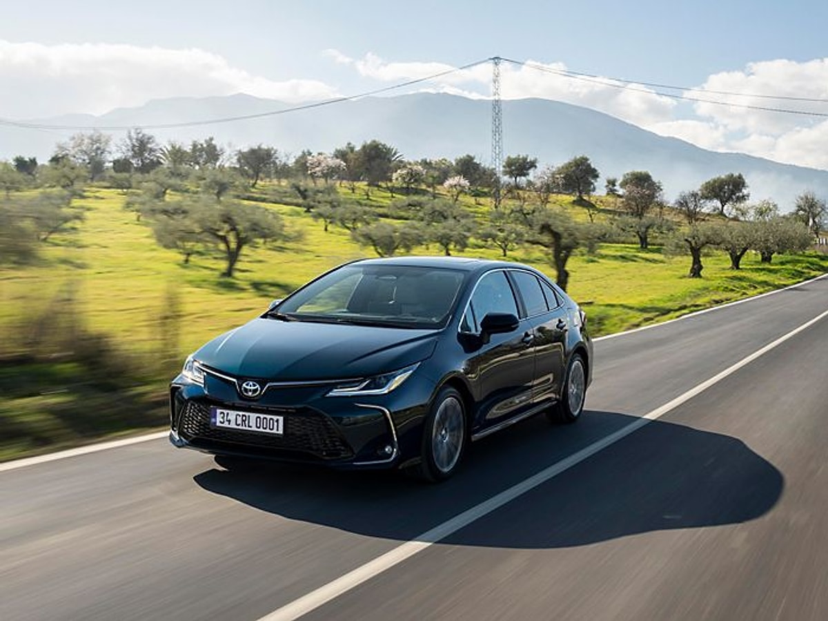 Toyota Fiyat Listesi Ekim 2025: Corolla, CH-R Ne Kadar Oldu? - Onedio