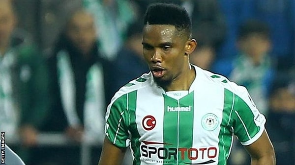 Samuel Eto'o için "Eto'o bitmiş" dedikleri takım genelde Fenerbahçe ya da Beşiktaş oluyordu ama beklenmeyen oldu; önce Antalyaspor ardından Konyaspor forması giydi.