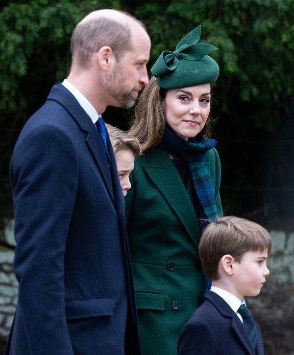 William’s ability to support Kate not through physical gestures but with just a glance from afar underscores the deep trust and solidarity in their relationship.