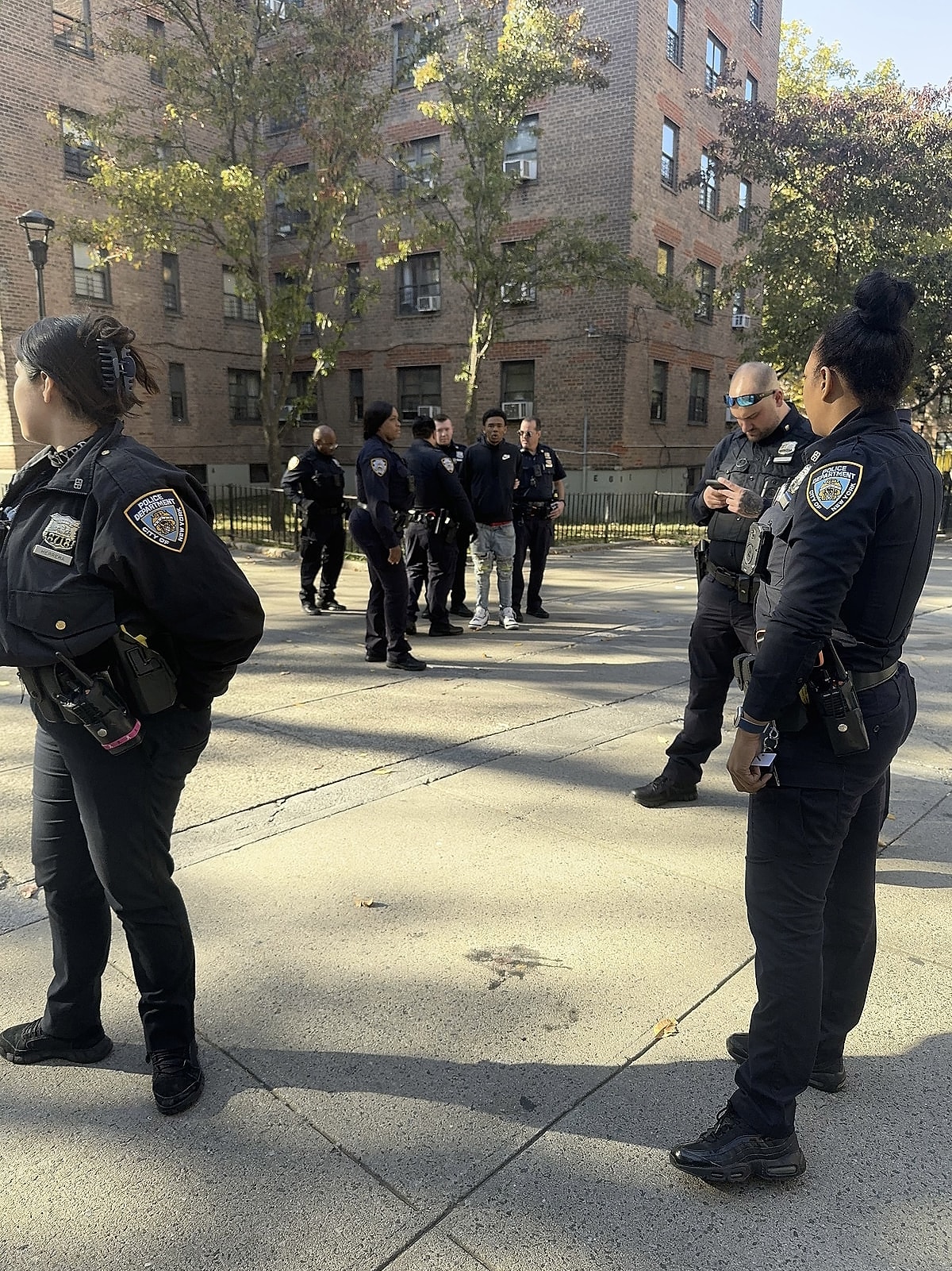 Man Pushed onto Subway Tracks in New York City – Miraculously Survives ...