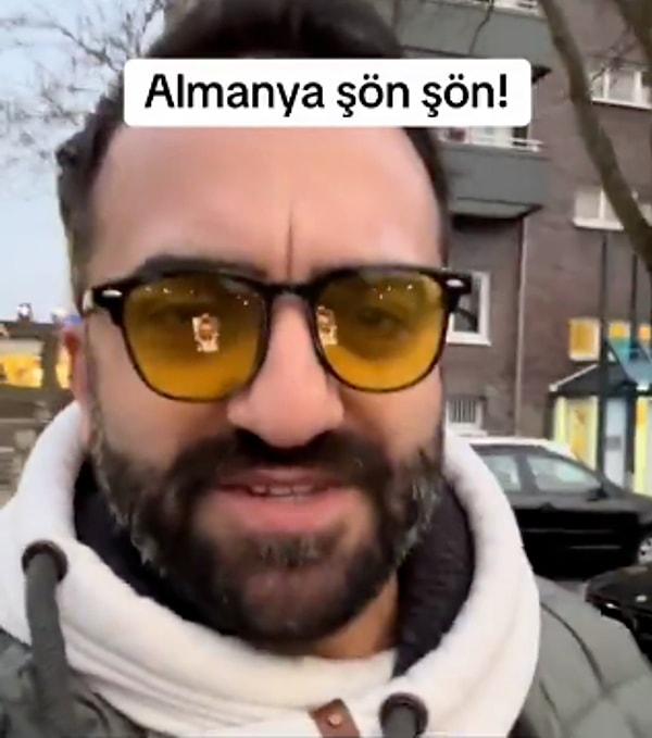 “Almanya’da hayat bitmiş diyorlar. Ya nasıl bitmiş! Bak, bu arabayı 800 Euro’ya aldım. Hem de bir ay değil, yarım ay çalışarak aldım. Sonra Almanya bitmiş diyorlar. Bitmiş olsa bu nasıl mümkün olsun?” diye konuştu.