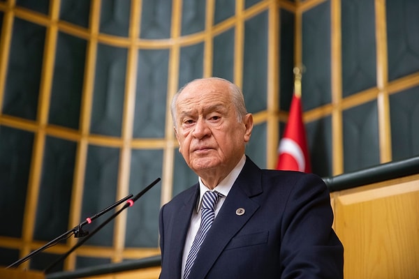 Devlet Bahçeli'nin açıklamalarıyla başlattığı süreç son günlerdeki meclis ziyaretleriyle devam ediyor. DEM Parti vekilleri İmralı'nın ardından mecliste temaslarda bulundu.