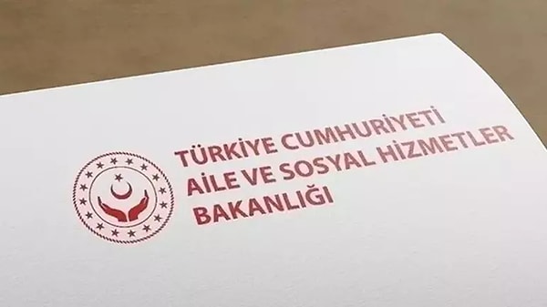 Aile ve Sosyal Hizmetler Bakanlığı, İzmir'de, bir sosyal medya uygulaması için video çekmek istediği esnada üzerine kolonya döküp kendisini ateşe veren ve tedavi gördüğü hastanede hayatını kaybeden Mert Yetiştiren'e ilişkin açıklamada bulundu: