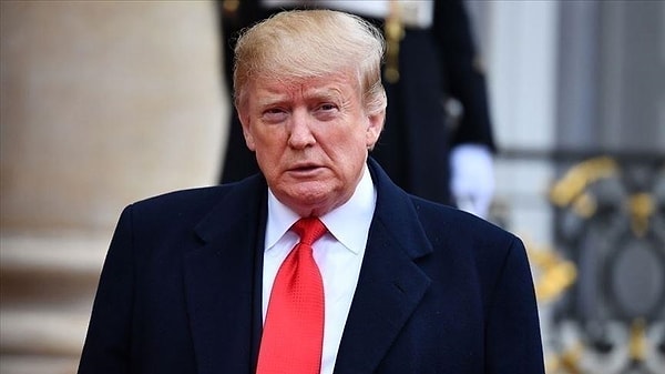 Trump ayrıca Suriye’de yaşanan yönetim değişikliği için, "Türkiye, Suriye'nin topraklarını 2000 yıldır istiyordu. Girdiler." açıklamasında bulundu.