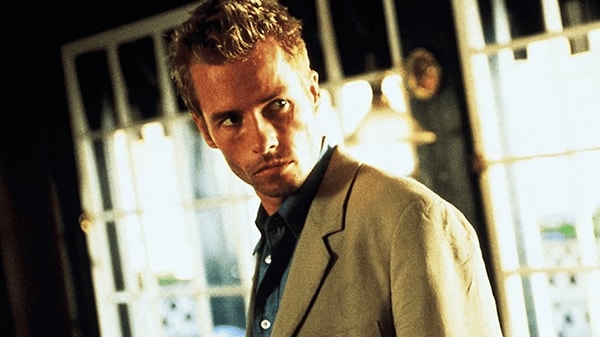 8. Memento