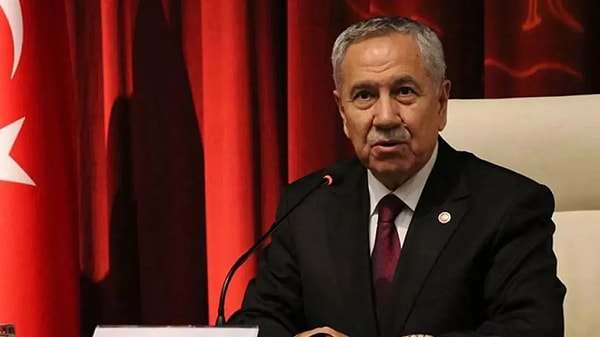 Arınç, "Adam geçmişte marksist; komünist partisi ile ilişkisi var. Onların avukatlığını yapmış vesaire..." diyerek Marksist geçmişi bulunan Mehmet Uçum'a gönderme yaptığı düşünülüyor.