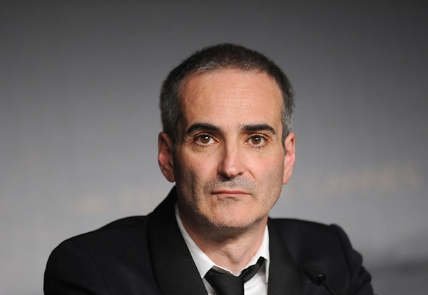 Filmin yönetmen koltuğunda ise Olivier Assayas oturacak.