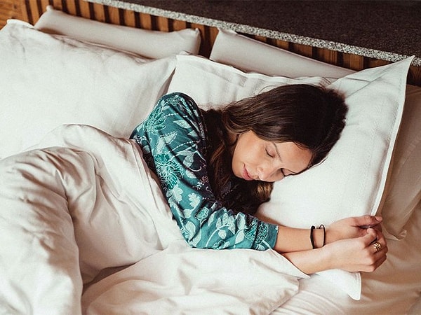 5. Regular sleep is the best beauty secret!