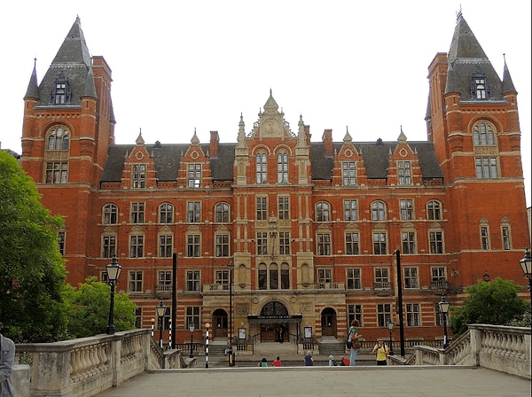 Yedinci sırada, İngiltere’den bir diğer köklü kurum olan Imperial College London bulunuyor.