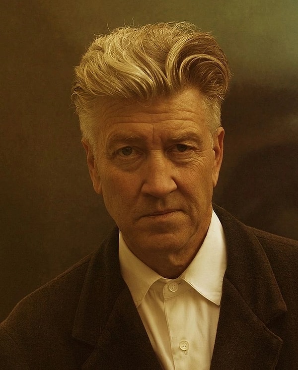 Hollywood'un efsane yönetmeni David Lynch, 78 yaşında vefat etti.