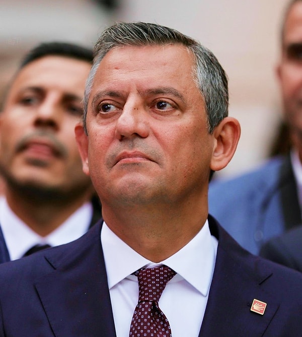 CHP Genel Başkanı Özgür Özel’den Erdoğan’ın sözlerine sert yanıt geldi: “Bu savaş ilanını görüyoruz ve kabul ediyoruz.