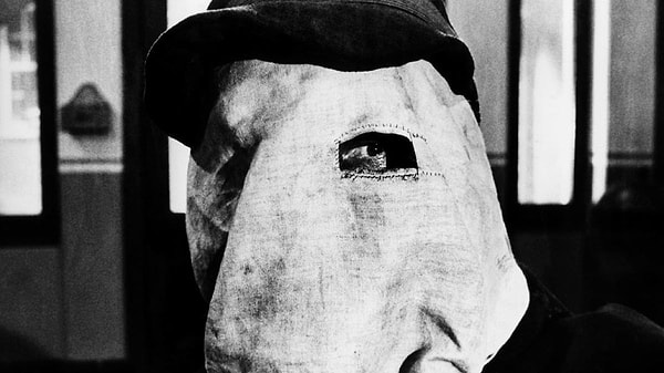 1. The Elephant Man - 1980 (IMDb: 8.1)