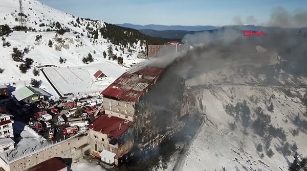 Bolu'daki Grand Kartal Otel'de Yangın Devam Ediyor mu? Söndürüldü mü?