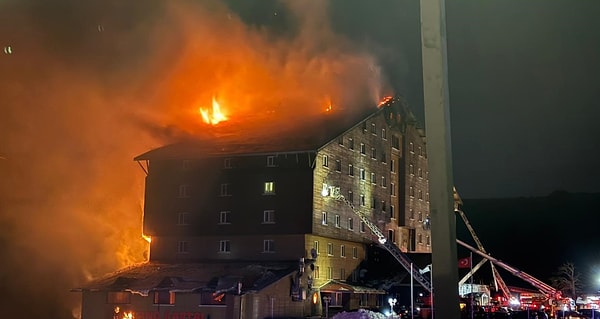 Bolu Kartalkaya Kayak Merkezi'ndeki 238 müşterinin bulunduğu Grand Otel'de çıkan yangında 66 kişinin yaşamını yitirdiği 51 kişinin de yaralandığı açıklanmıştı.