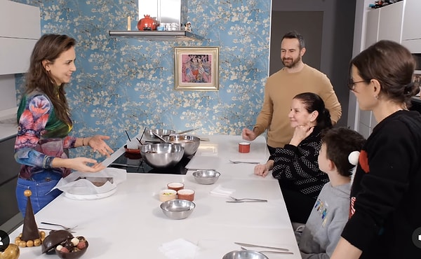 Yangında hayatını kaybedenlerin kimlikleri yavaş yavaş belli olurken, acı detaylar da bir bir ortaya çıkmaya başladı. Otelde hayatını kaybedenler arasında Can Tokcan ile birlikte kardeşi Atıl Enis Tokcan ve evlatları Kemal Tokcan ile Atlas Kaan Tokcan da vardı.