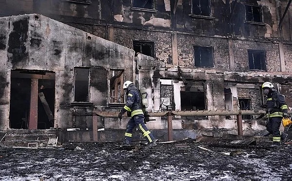 Sömestr tatili dolayısıyla doluluk oranının epey yüksek olduğu otelde ne yazık ki 76 vatandaşımız hayatını kaybetti.