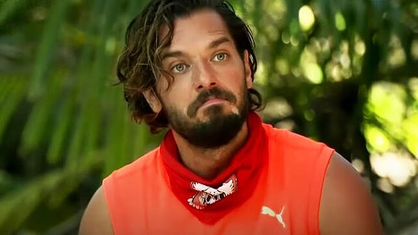 Survivor'ın 2021 kadrosunda yer alan sosyal medya fenomeni Hayrettin Karaoğuz, yarışmanın popüler isimlerinden olsa da 39. bölümde elenmişti.