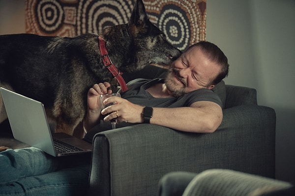 Tony'i hayata bağlayan en güçlü sebep Brandy adlı köpeğiydi. Eşinin onu ne kadar sevdiğini bilen Tony, hayattan kopmayı düşündüğü her an Brandy için vazgeçti.