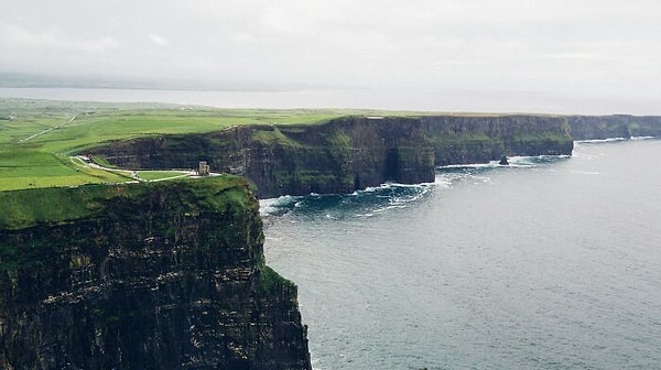 12. Moher, İrlanda